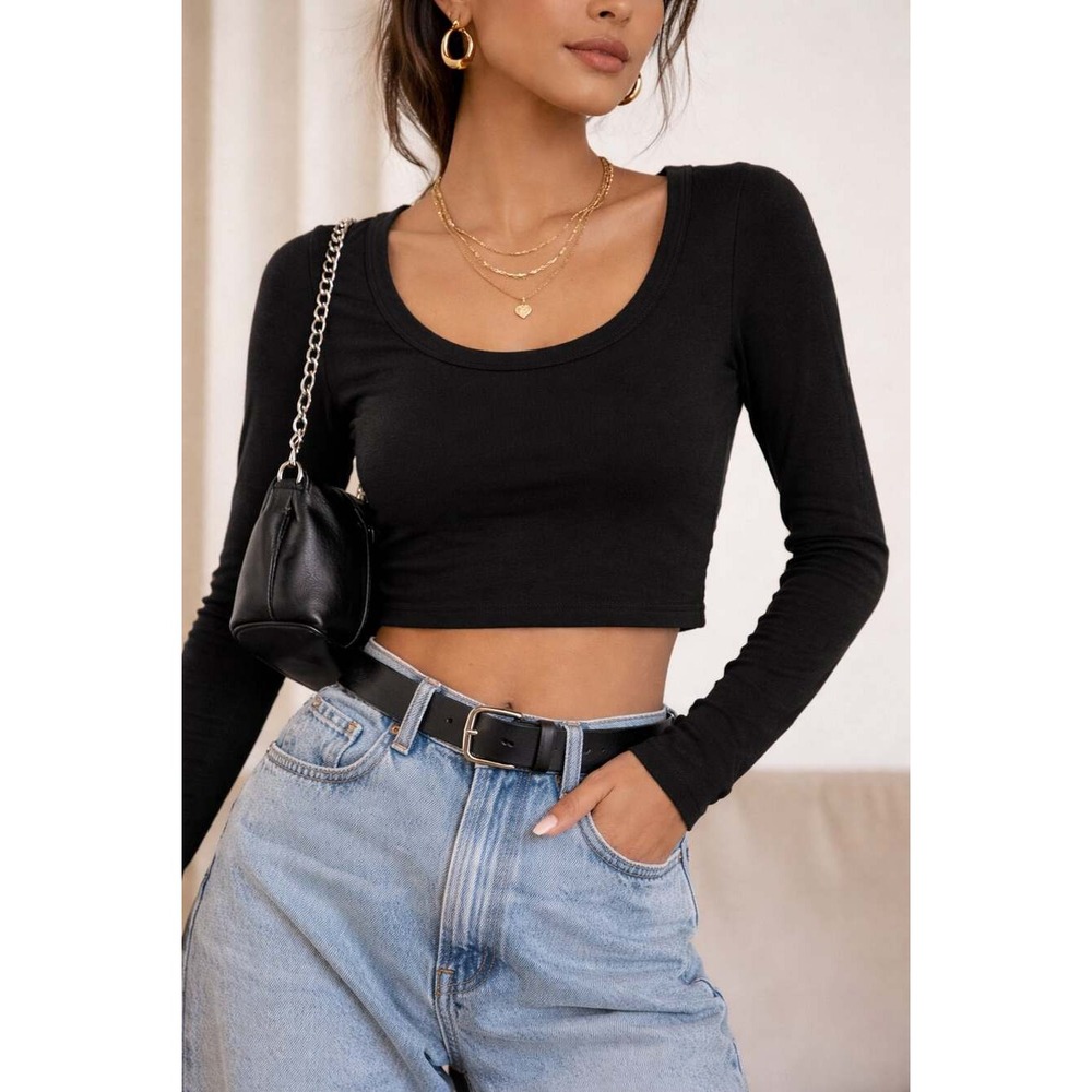 EST.PAC. 1980 Black Long Sleeve Scoop Neck Crop Top Size Medium Cotton Spandex